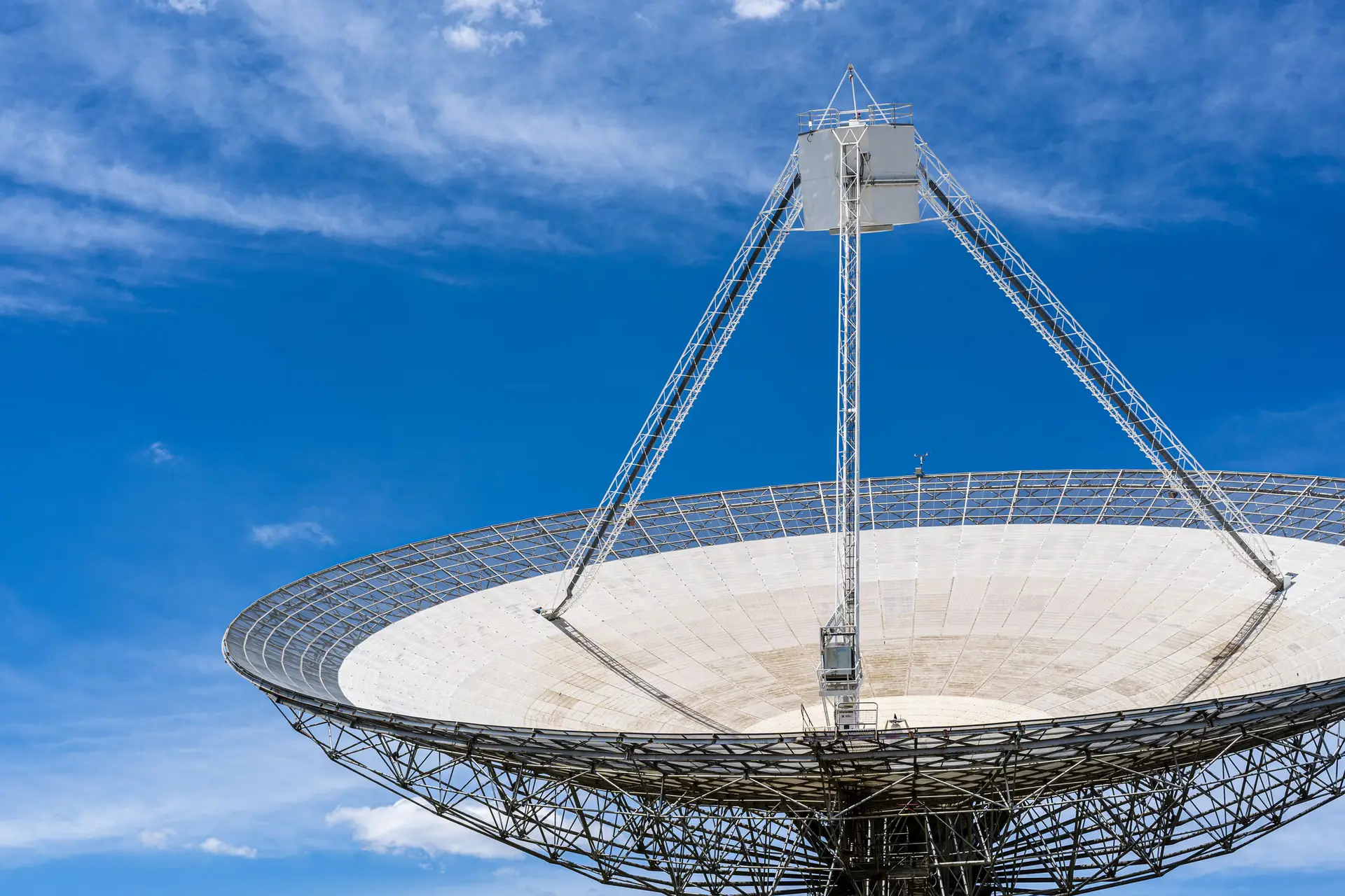 Washington Weighs Kyiv's High-Tech Satellite Ambitions