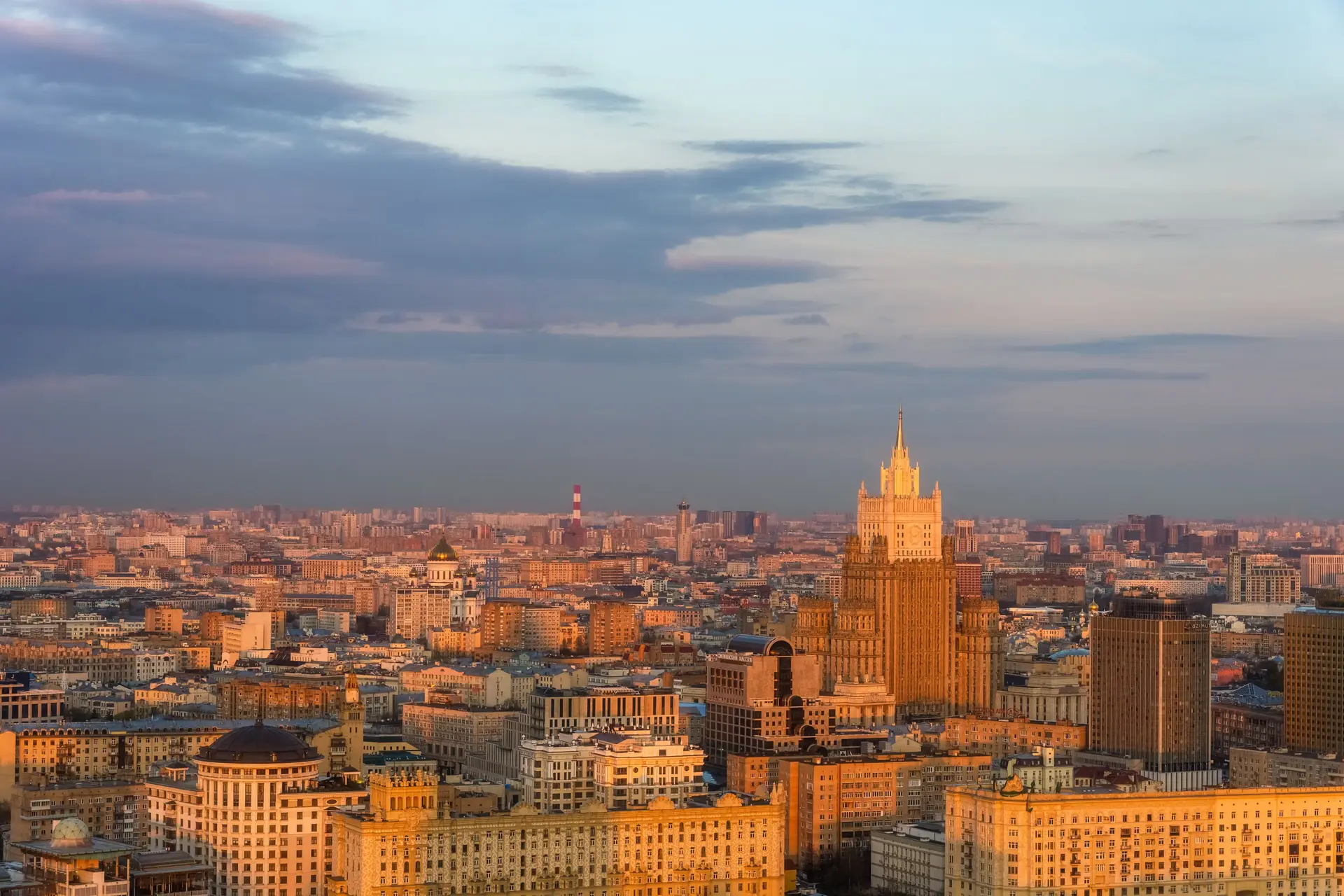 Mirror Image Diplomacy: Minsk Issues Travel Warnings for Western Europe