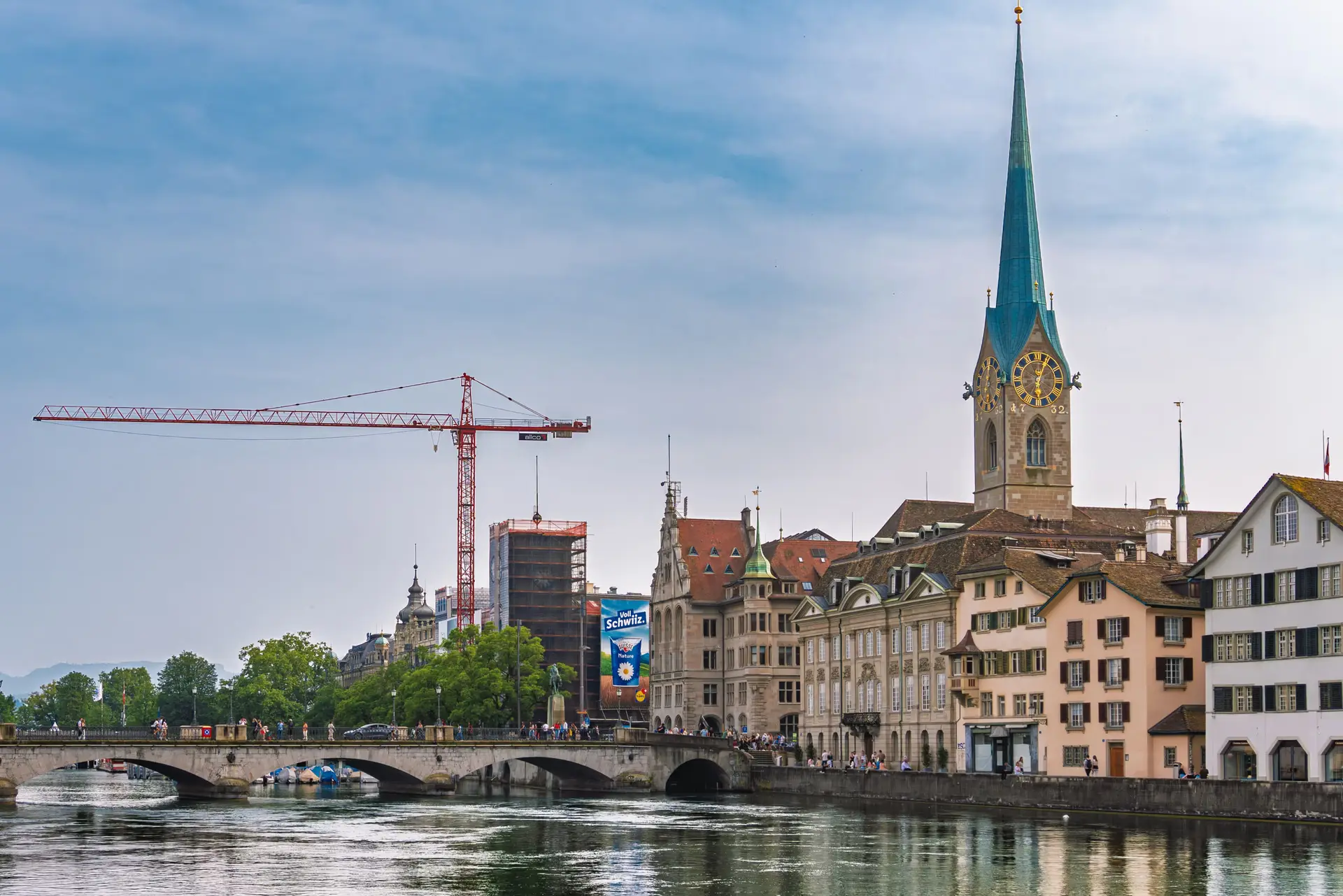 Zurich’s Medieval Tollbooth: The Pragmatic Demolition of a Newly Discovered Castle