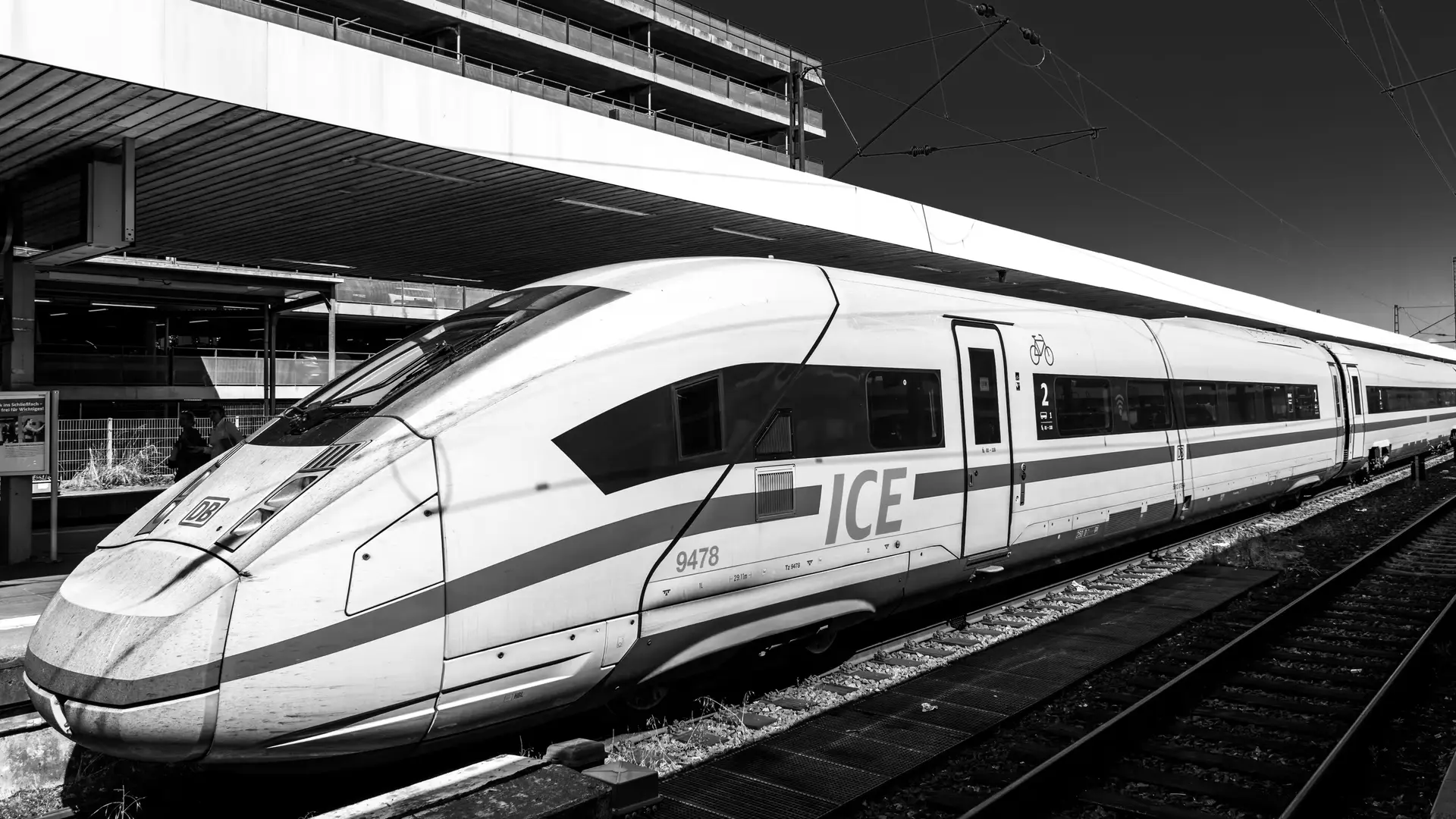 Off the Rails: Deutsche Bahn Rewards Systemic Failure