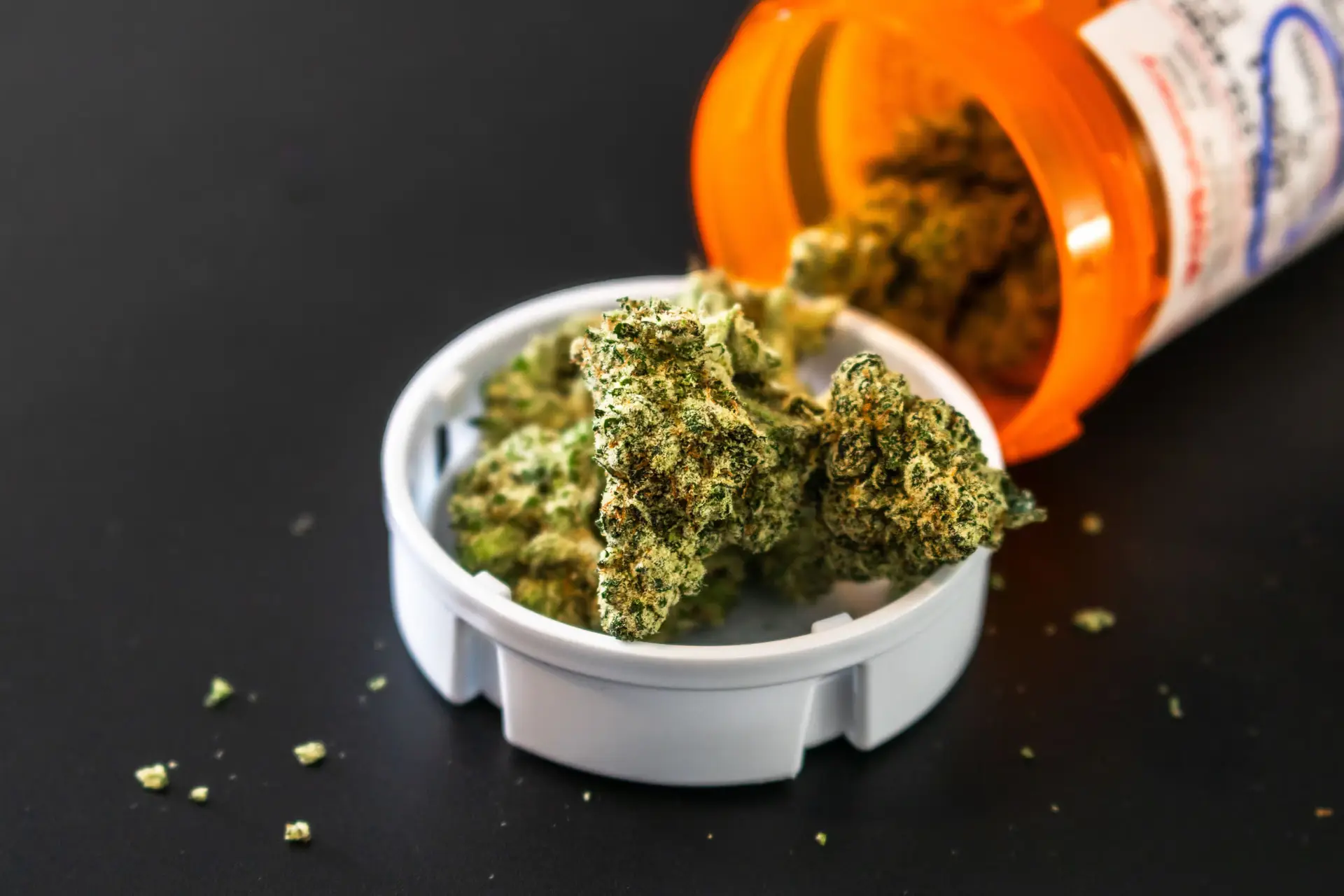 Fruity Vapes and Chemical Highs: Synthetic Cannabinoids Enter Switzerland