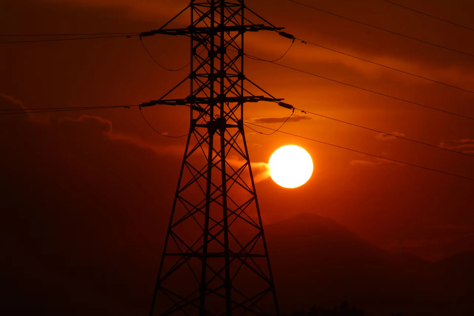 A Grid Operating on Pure Luck