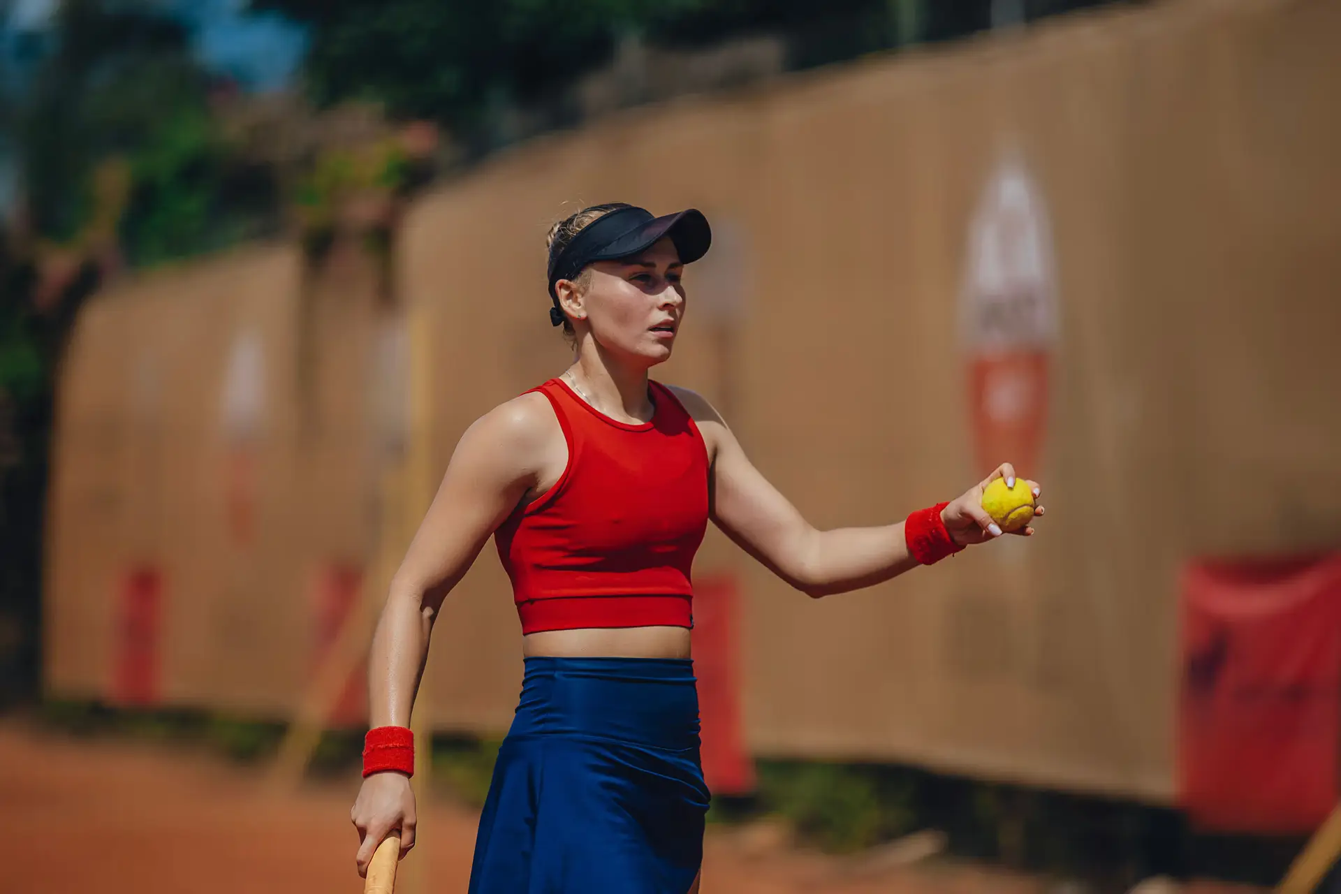 Rybakina Reaches Ningbo Open Final with Victory Over Shnaider