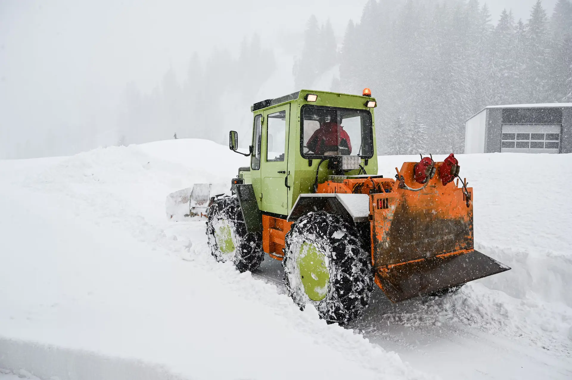 Deep-Frozen Ambition: How Davos Keeps Winter on Life Support