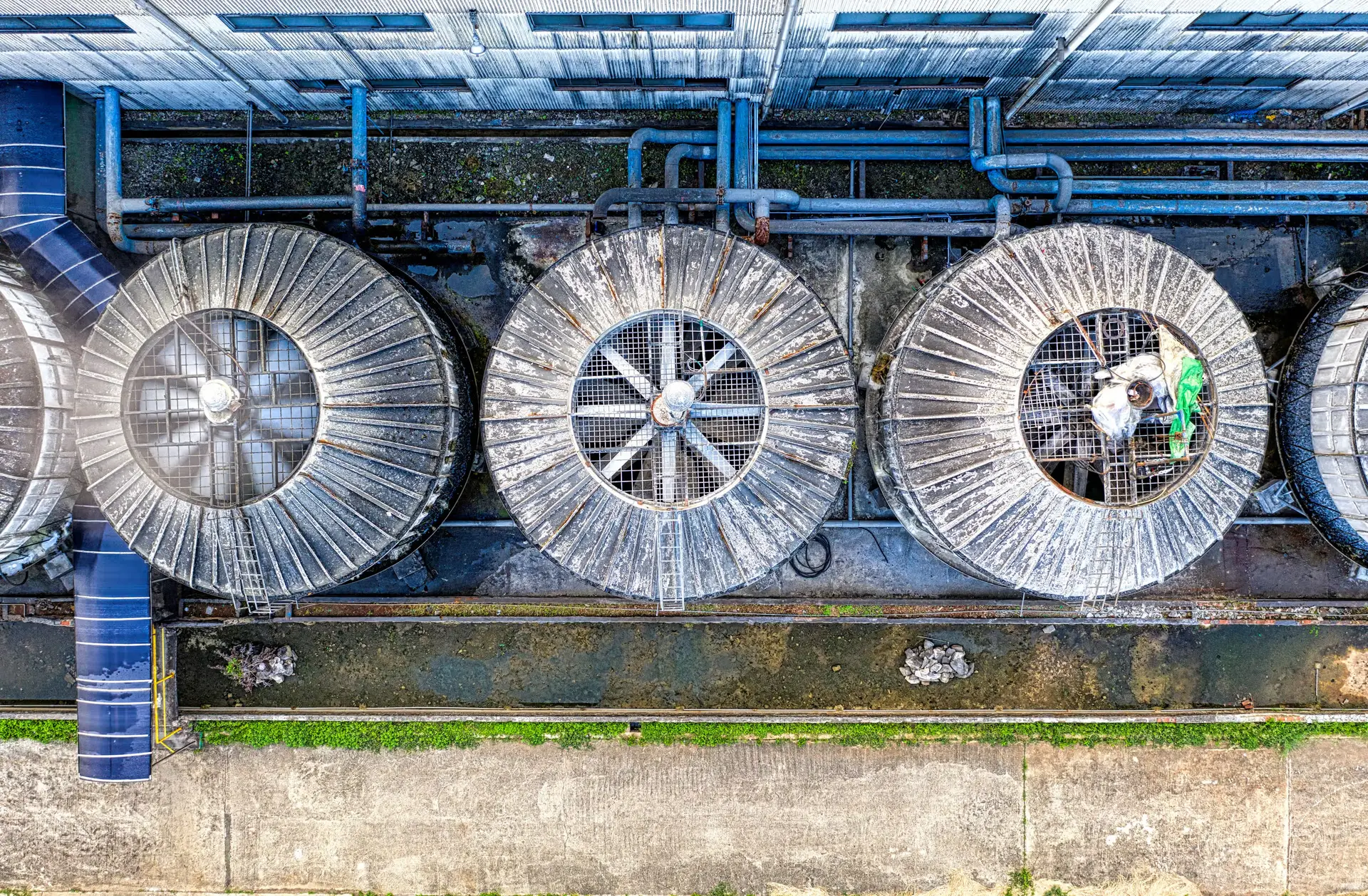 Borrowed Growth and Real Decay: How Bureaucracy is Choking German Industry